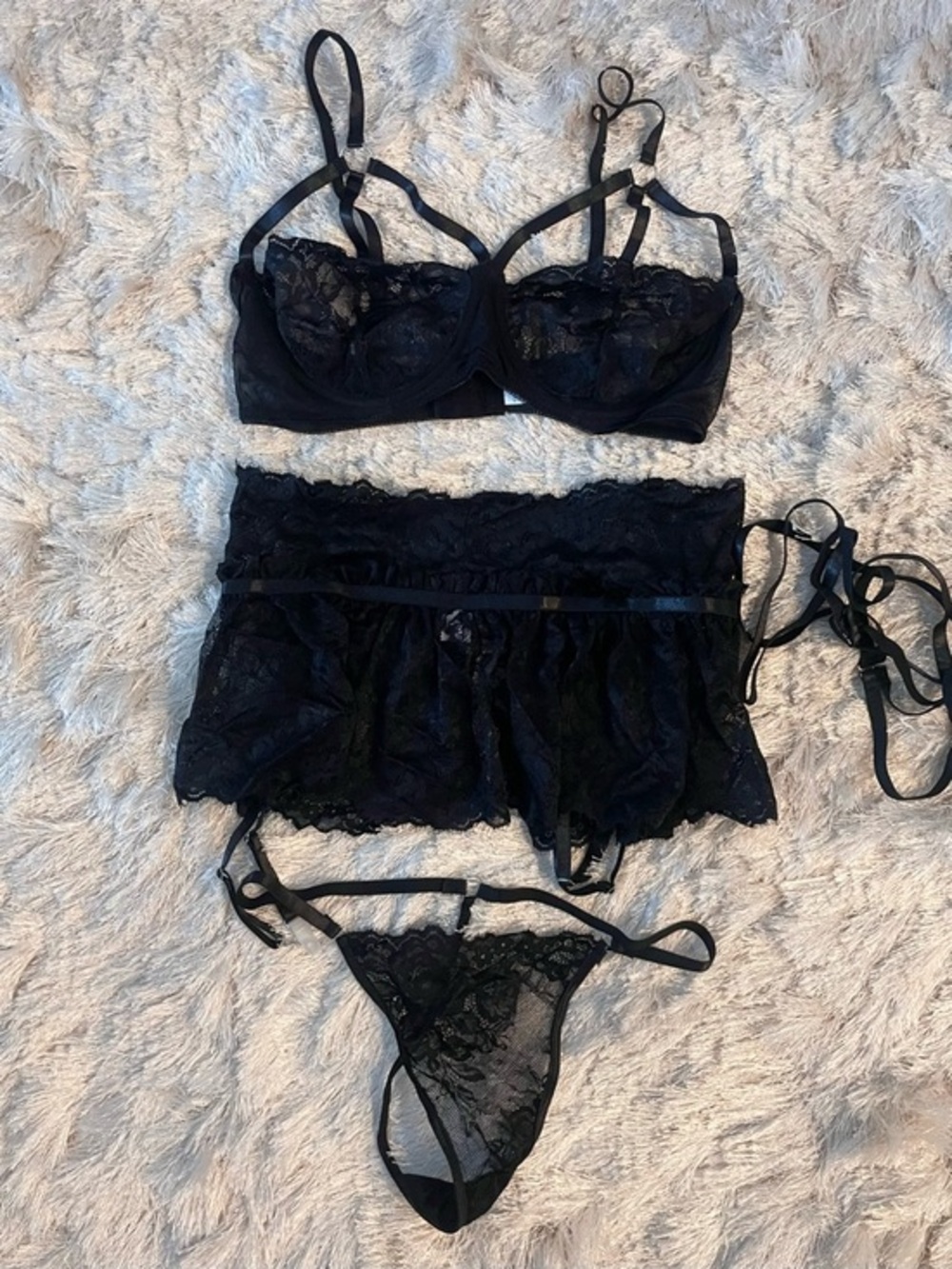 SHEIN Black Lace Three-Piece Lingerie Set with Garter